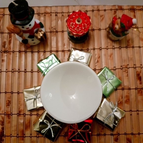 Lenox Porcelain Holiday Fragrance Warmer - Picture 3 of 4